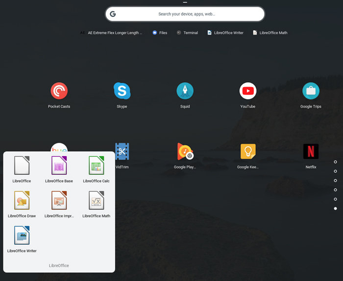 설치 후에 리눅스 앱은 크롬 OS의 실행기에 다른 안드로이드 및 웹 앱과 함께 있다.
